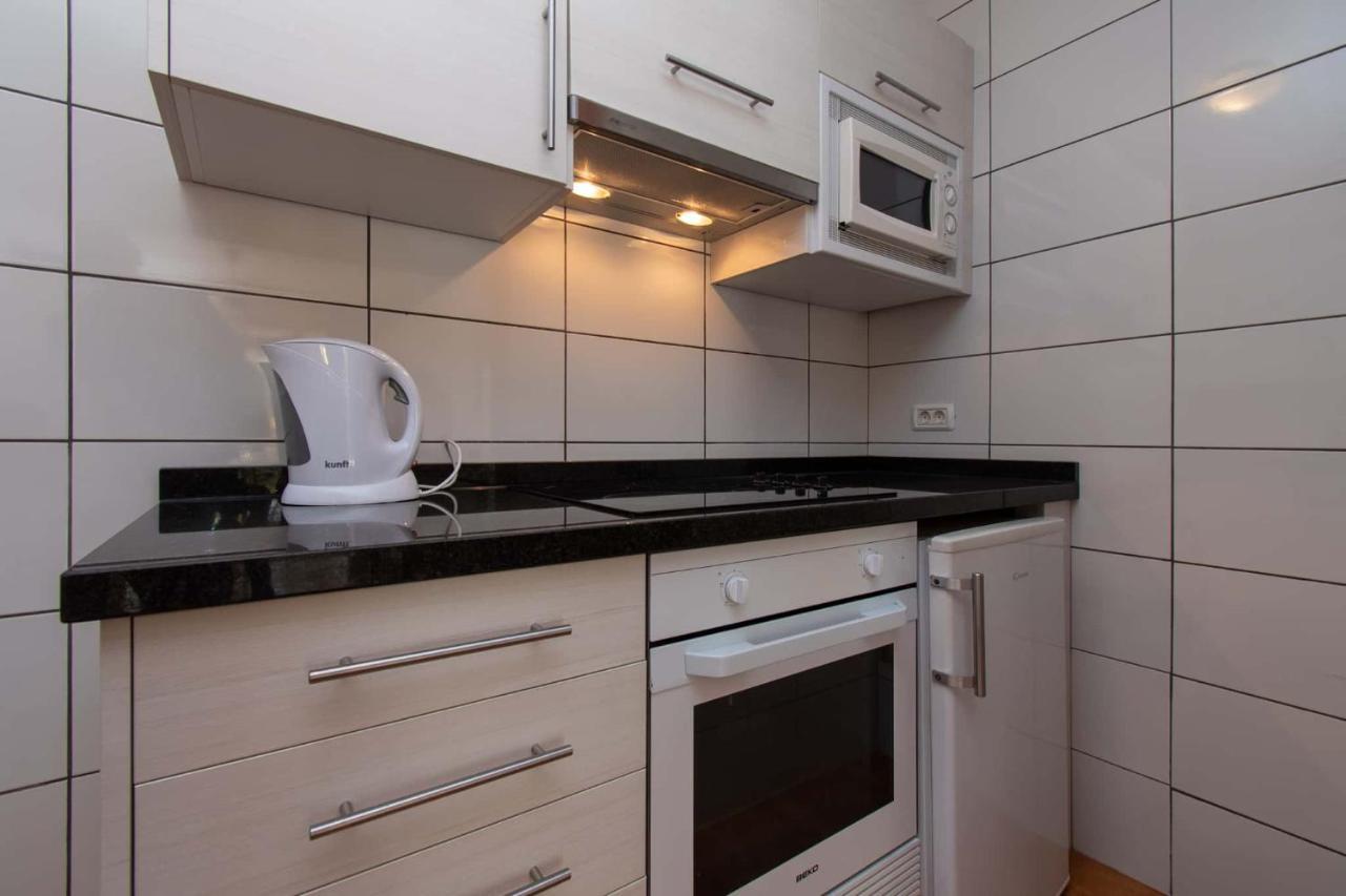 1 Bed Apartment Near The Pool Playa de las Americas  Ngoại thất bức ảnh