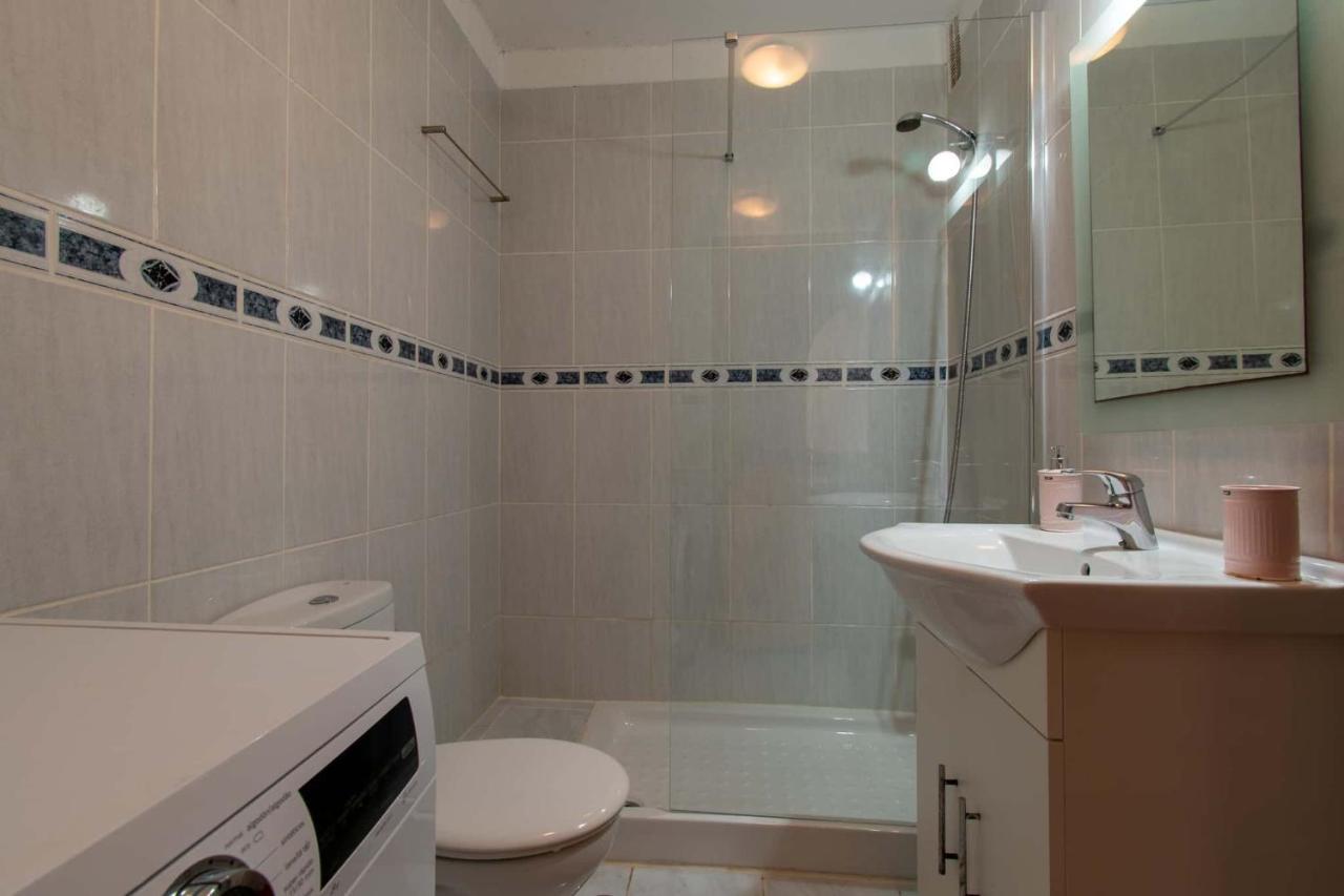1 Bed Apartment Near The Pool Playa de las Americas  Ngoại thất bức ảnh